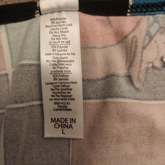 LulaRoe NEW Women's Classic T-shirt Size L Short Sleeve Santa Grid Pattern - Picture 4 of 6